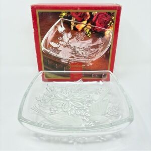 Gorham Christmas Cardinals 8” Square Glass Candy Dish Salad Bowl Germany NIB